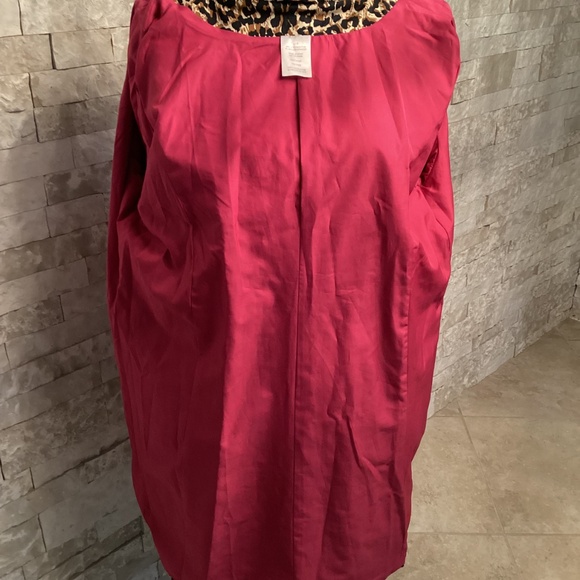 Leopard Print Trench or Car Coat with Pink Lining - Picture 9 of 10